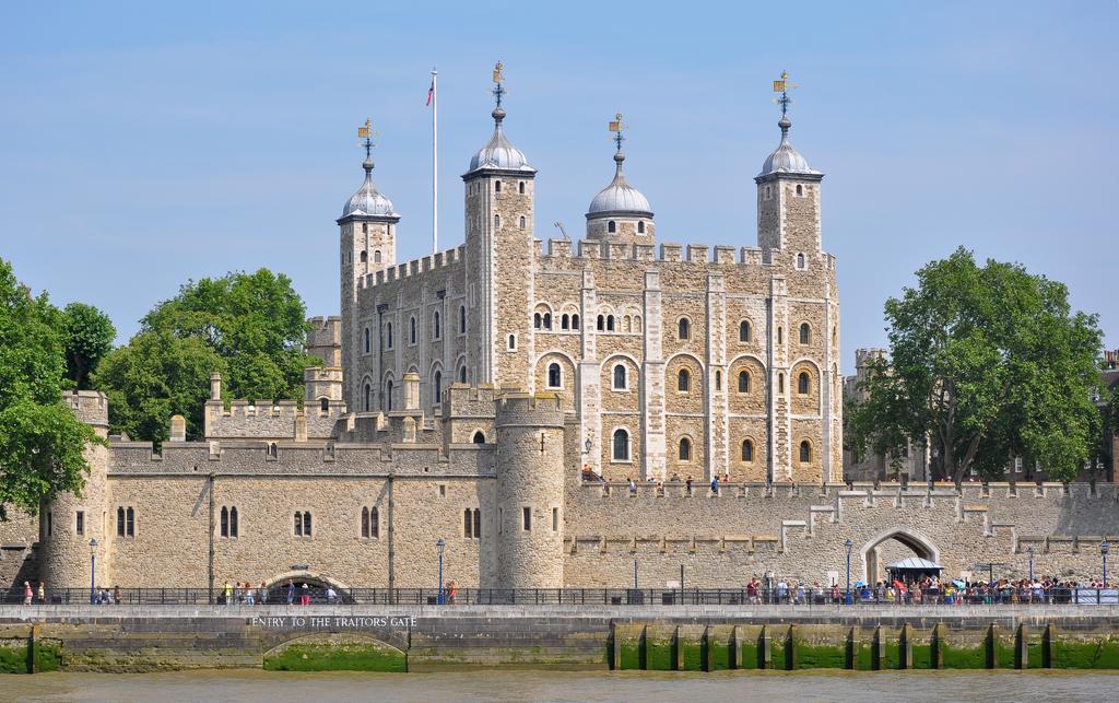 Canary Riverside Plaza Hotel London Ngoại thất bức ảnh The Tower of London