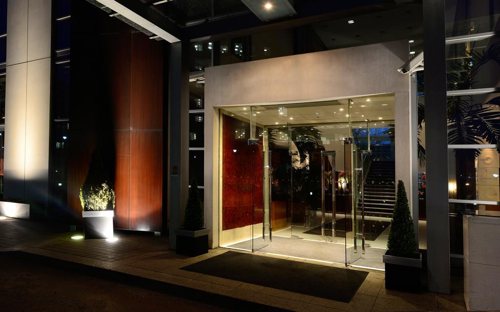 Canary Riverside Plaza Hotel London Ngoại thất bức ảnh Entrance to the hotel