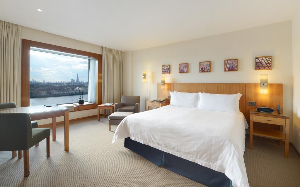 Canary Riverside Plaza Hotel London Ngoại thất bức ảnh A room at the InterContinental London - The O2